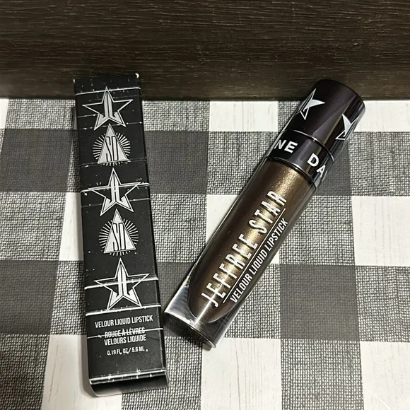 Shane Jeffree Star x Shane Dawson Velour Liquid Lipstick - Picture 2 of 4